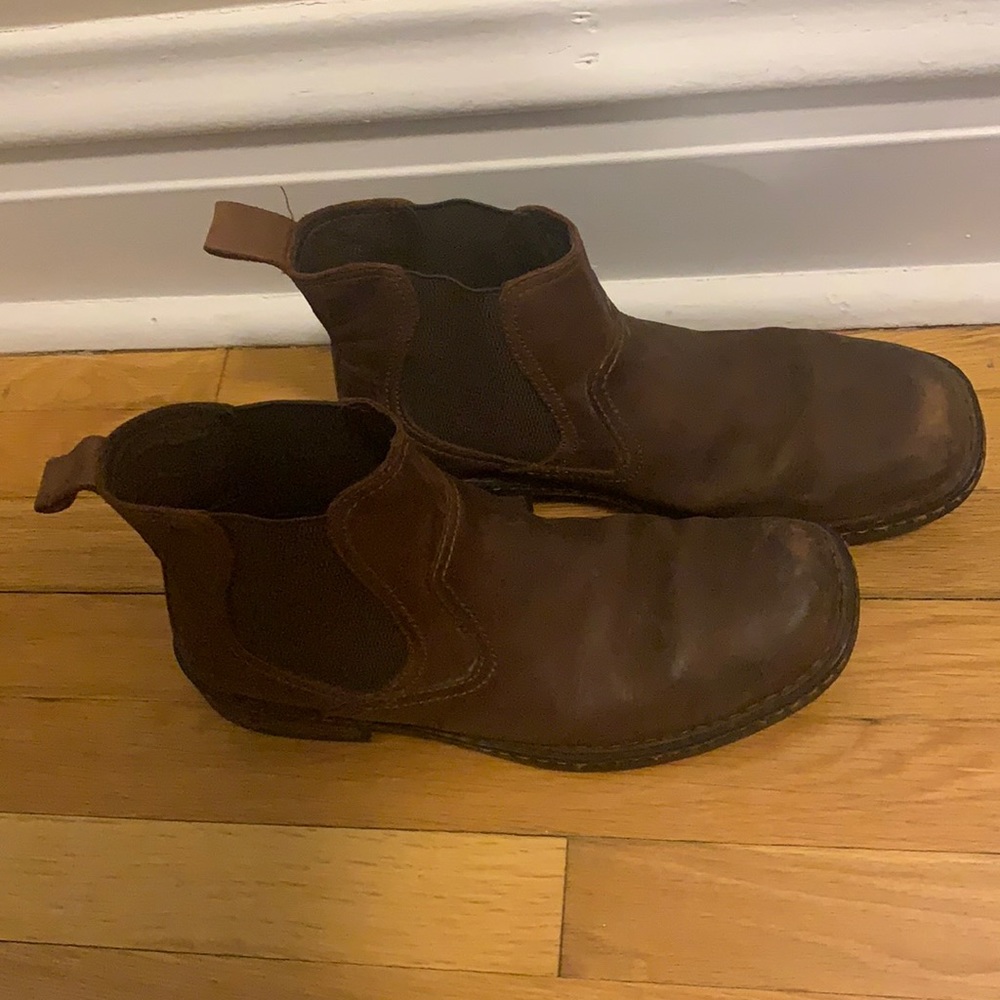 Men’s Born Hemlock Chelsea Boots Size 11